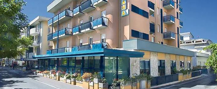 Hotel Diana 3*, Bellaria Igea Marina, Italija - Kuponko.si