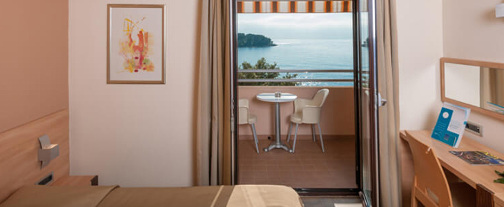 Resort Petalon 4*, Vrsar: poletni oddih - Kuponko.si