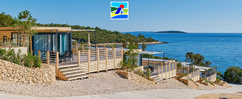 Kamp Slatina, Cres: počitnice v mobilnih hiškah - Kuponko.si