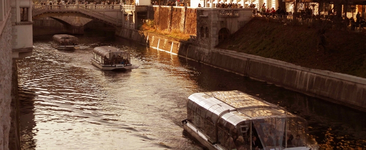 Ladjica po Ljubljanici - kuponi za panoramsko vožnjo - Kuponko.si