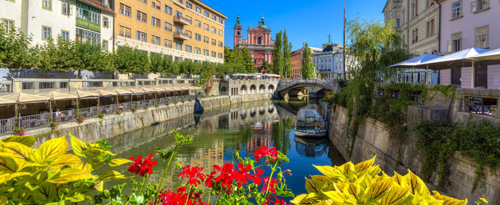 Ladjica po Ljubljanici - kuponi za panoramsko vožnjo - Kuponko.si
