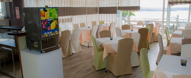 Hotel Villa Aurora***, Crikvenica, oddih s polpenzionom - Kuponko.si