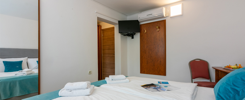 Hotel Mediteran 3*, Cirkvenica: oddih za 2, polpenzion - Kuponko.si