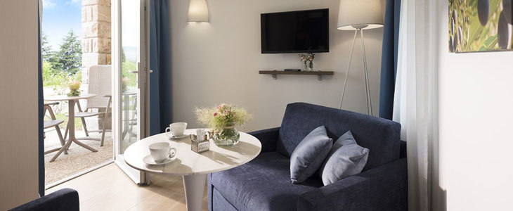 Olive Suites 4*, Ankaran: poletni oddih - Kuponko.si