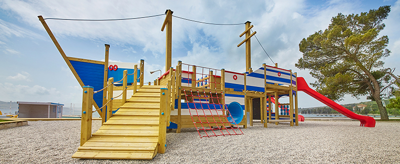 Olive Suites 4*, Ankaran: poletni oddih - Kuponko.si