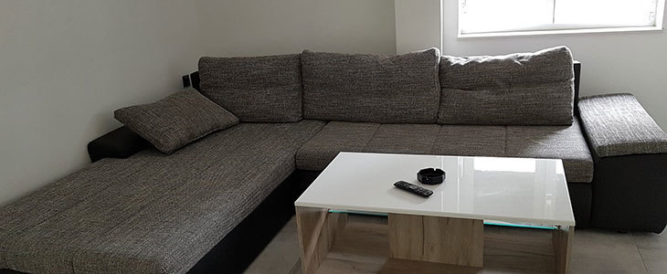 Apartmaji STAR 3* Biograd: apartma z bazenom - Kuponko.si
