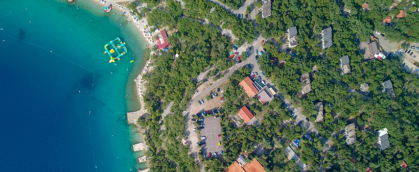 Holiday Resort Kačjak**, Dramalj: oddih s polpenzionom - Kuponko.si