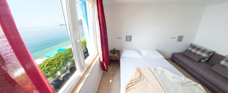 Beach hotel Croatia, 3x nočitev s polpenzionom - Kuponko.si