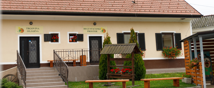 Oljarna središče: kulinarično razvajanje, ogled oljarne - Kuponko.si