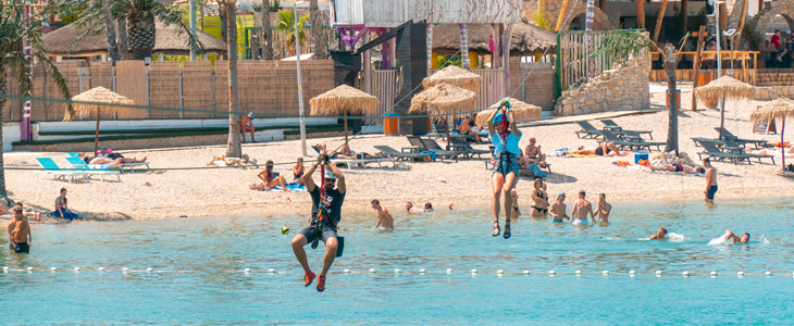 Noa Zipline: spust zipline, Pag, plaža Zrće - Kuponko.si
