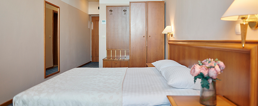Hotel Lovran 3*, Lovran: oddih s polpenzionom - Kuponko.si