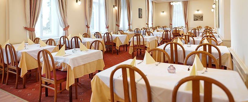 Hotel Lovran 3*, Lovran: oddih s polpenzionom - Kuponko.si