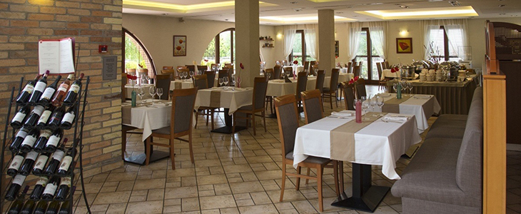 Stacio Wellness Hotel**** - Budimpešta - Kuponko.si