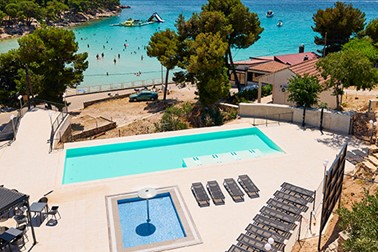 Colentum Resort Murter 3*: oddih s polpenzionom Colentum Resort Murter 3*: oddih s polpenzionom