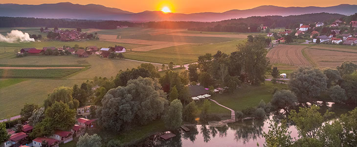 Keltski glamping ob Kolpi: wellness oddih - Kuponko.si