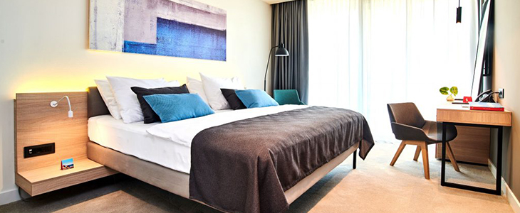 Hotel Park**** Plava Laguna Poreč - Kuponko.si