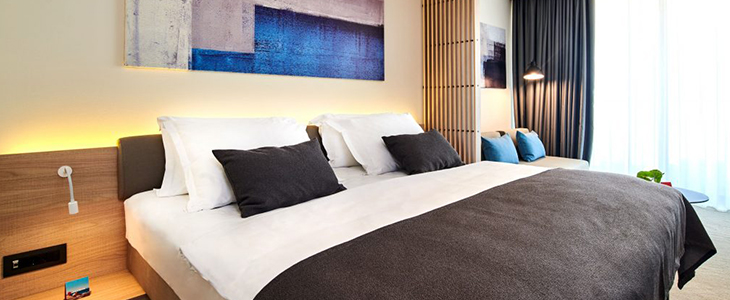 Hotel Park**** Plava Laguna Poreč - Kuponko.si