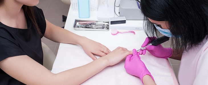 Spa Organic: manikira s permanentnim lakiranjem - Kuponko.si
