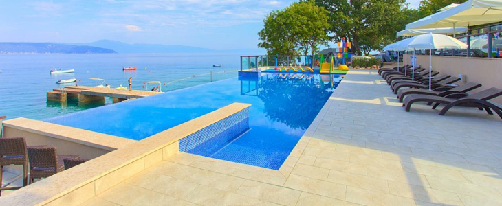 Kamp Glavotok, Krk, bungalov Premium - Kuponko.si