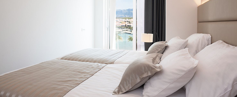 Hotel Kaneo 4*, Novalja: morski oddih - Kuponko.si