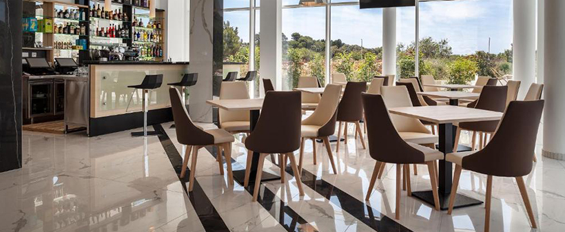 Hotel Kaneo 4*, Novalja: morski oddih - Kuponko.si