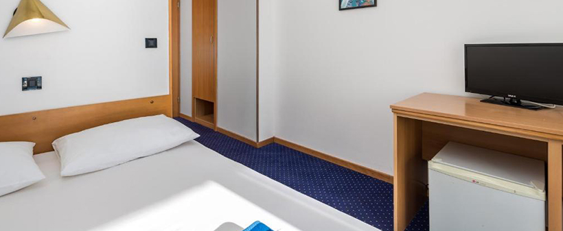 Hotel Loža**, Novalja: oddih s polpenzionom - Kuponko.si