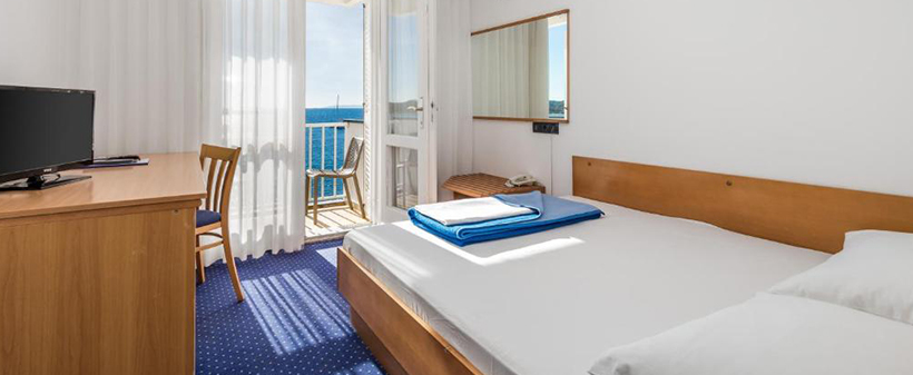 Hotel Loža**, Novalja: oddih s polpenzionom - Kuponko.si