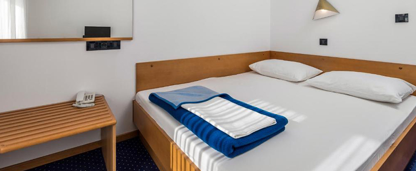 Hotel Loža**, Novalja: oddih s polpenzionom - Kuponko.si