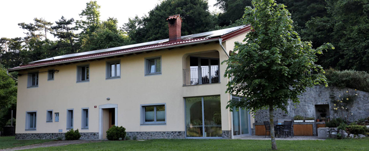 Guesthouse Idila pod Nanosom - oddih v apartmaju - Kuponko.si