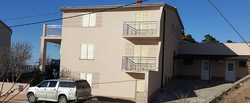 Apartmaji v Karlobagu, aktiven oddih - Kuponko.si
