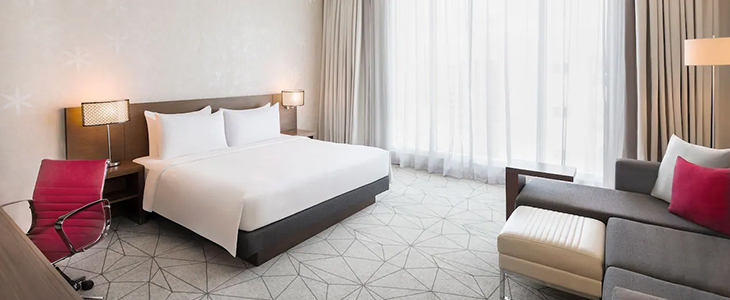 Hyatt Palace**** Dubaj, Združeni Arabski Emirati - Kuponko.si