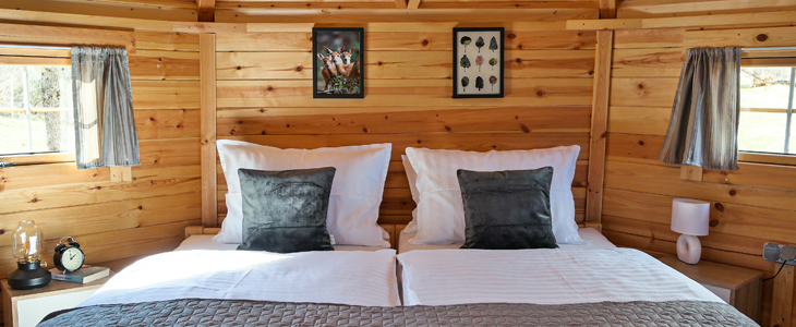 Izletišče Banovci, Gornje Komarevo: glamping hiška - Kuponko.si