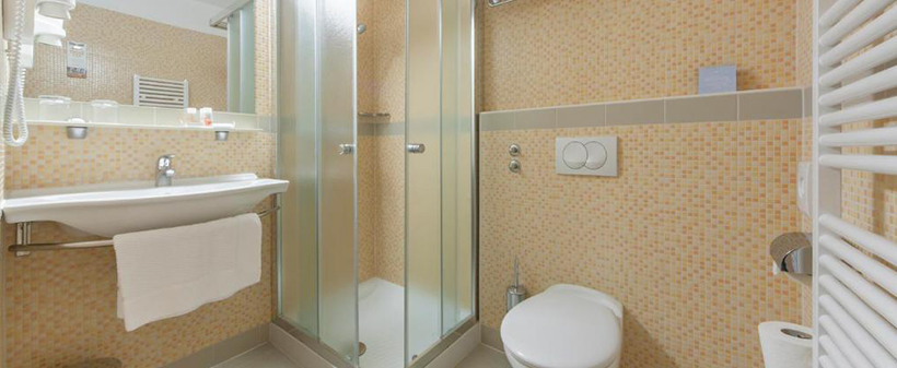 Hotel Aurora 4*, Mali Lošinj: krompirjeve počitnice - Kuponko.si