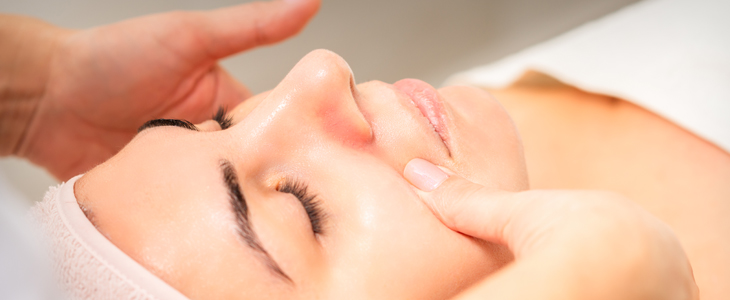 Društvo Taki - smo- mi: Celostna masaža obraza - Kuponko.si