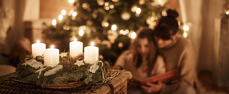 Komplet 4 adventnih sveč z motivom lista - Kuponko.si
