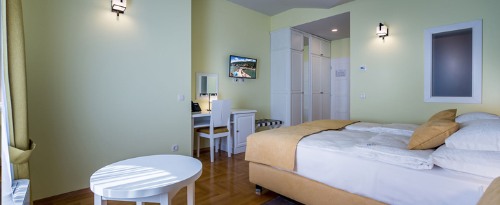 Hotel Domino****, Opatija: oddih s polpenzionom - Kuponko.si