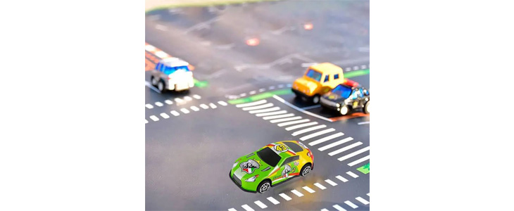 CatapultCars, otroški set 10 avtomobilčkov - Kuponko.si