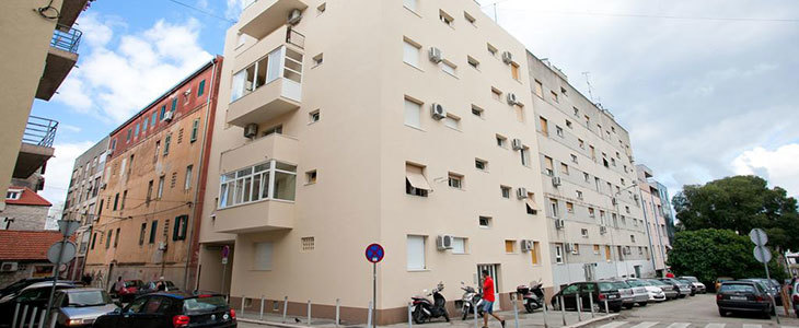 Oddih v moderno opremljenem apartmaju v Splitu - Kuponko.si