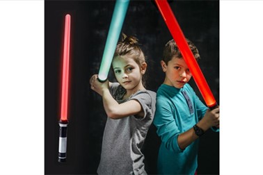 LED svetleči laserski meč različnih barv LED svetleči laserski meč različnih barv