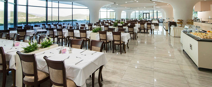 Grand hotel Neum 4*: novoletni oddih - Kuponko.si