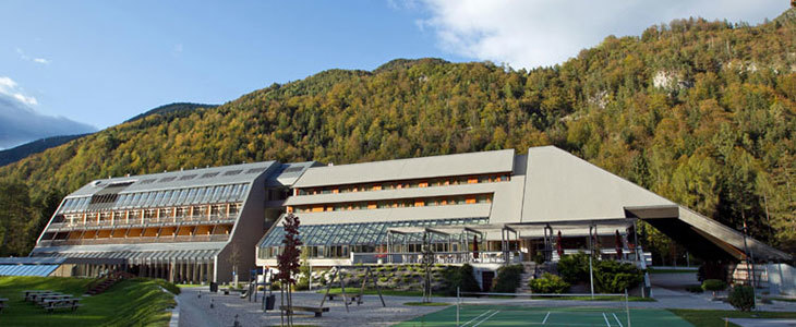 Hotel Špik v Gozdu Martuljku: oddih s kopanjem in savno - Kuponko.si