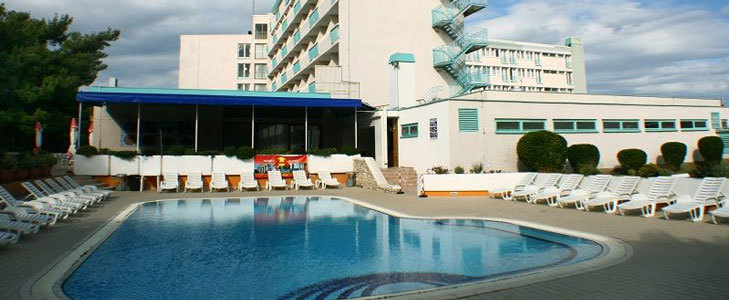Hotel Pula 3*, Pula: 2x polpenzion - Kuponko.si