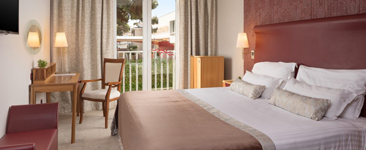 Hotel Coral**** Umag, morski oddih - Kuponko.si