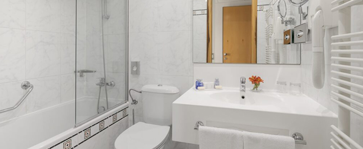 Hotel Coral**** Umag, morski oddih - Kuponko.si