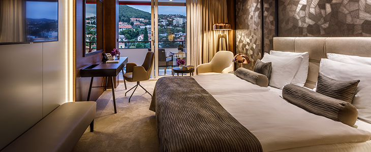 Hotel Ambasador 5* Opatija, adventni oddih na morju - Kuponko.si