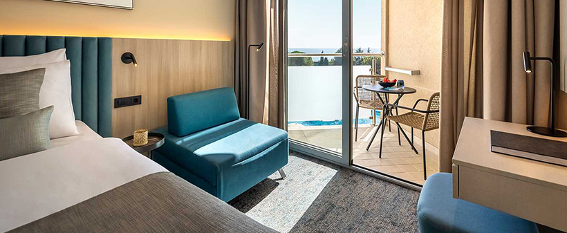 H. Maestral 4*, Novigrad: oddih s polpenzionom - Kuponko.si