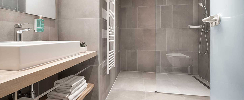 H. Maestral 4*, Novigrad: oddih s polpenzionom - Kuponko.si