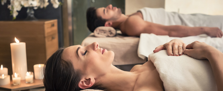 Salon Beauty District, razvajanje v paru, masaža za 2 - Kuponko.si
