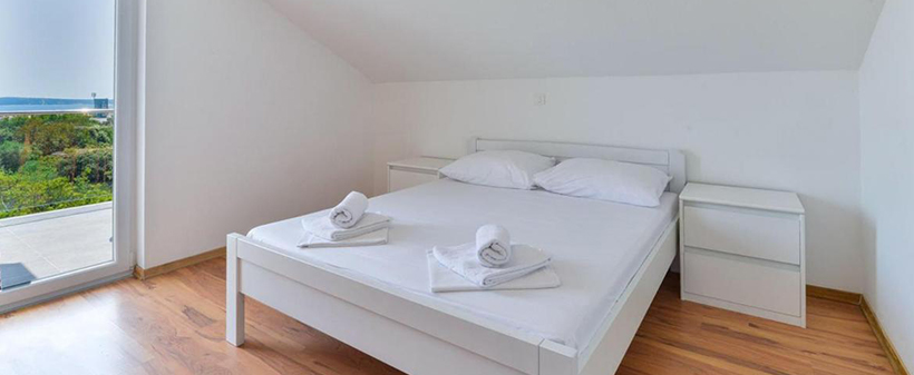 Royal Pool Apartments 4*, Gajac, Pag: počitnice - Kuponko.si