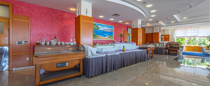 Hotel Marina, Selce, romantično valentinovo - Kuponko.si